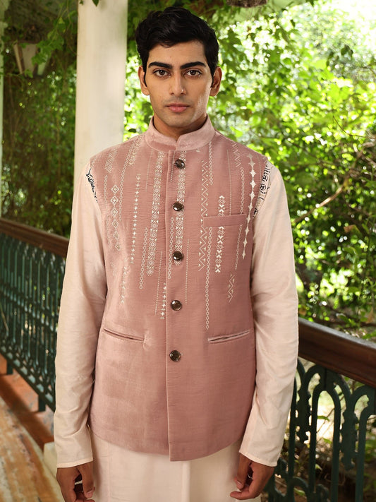 Patr
Bundi
jacket
Embroidered 
Embroidered Jacket