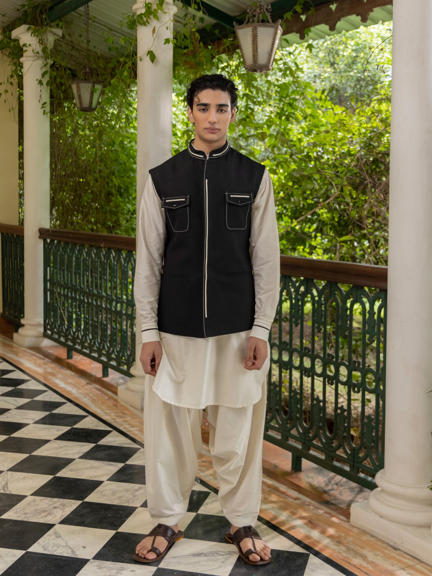Dilbagh Black Katan Bundi Set