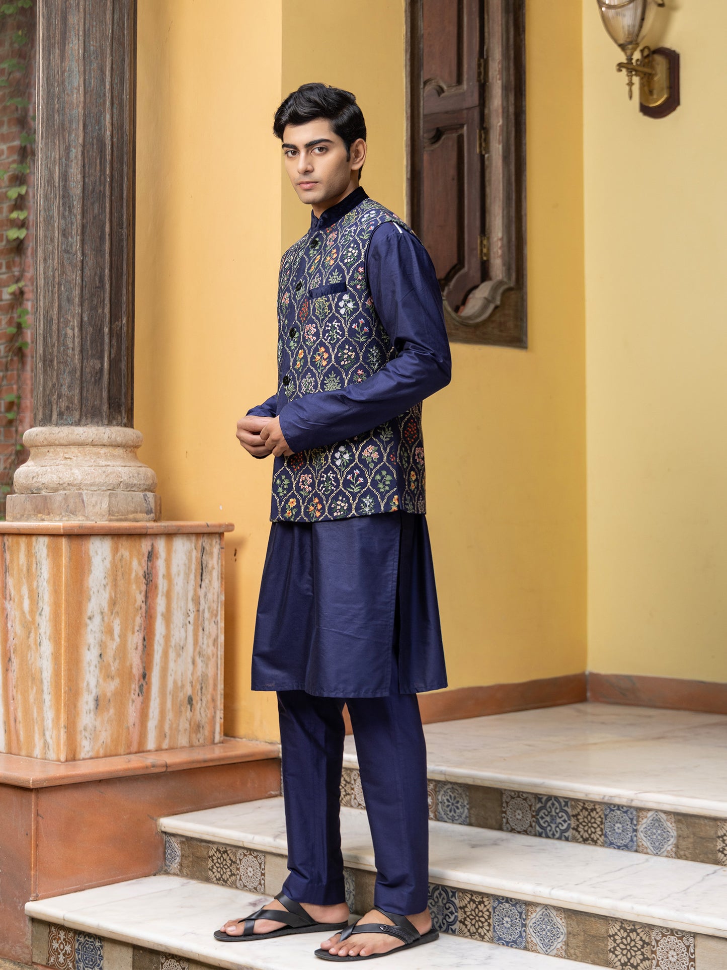 Disnu Blue Embroidered Katan Bundi