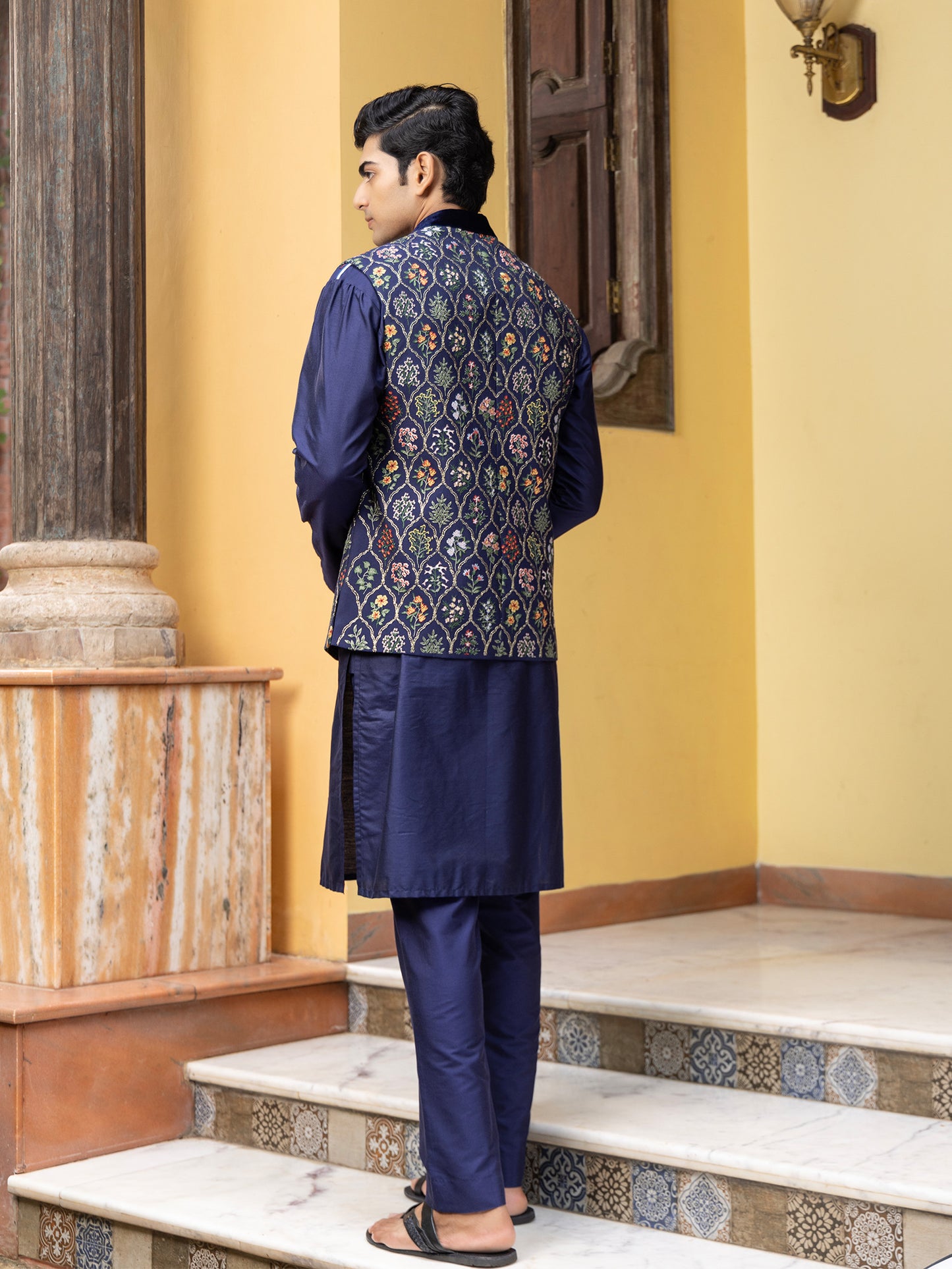 Disnu Blue Embroidered Katan Bundi