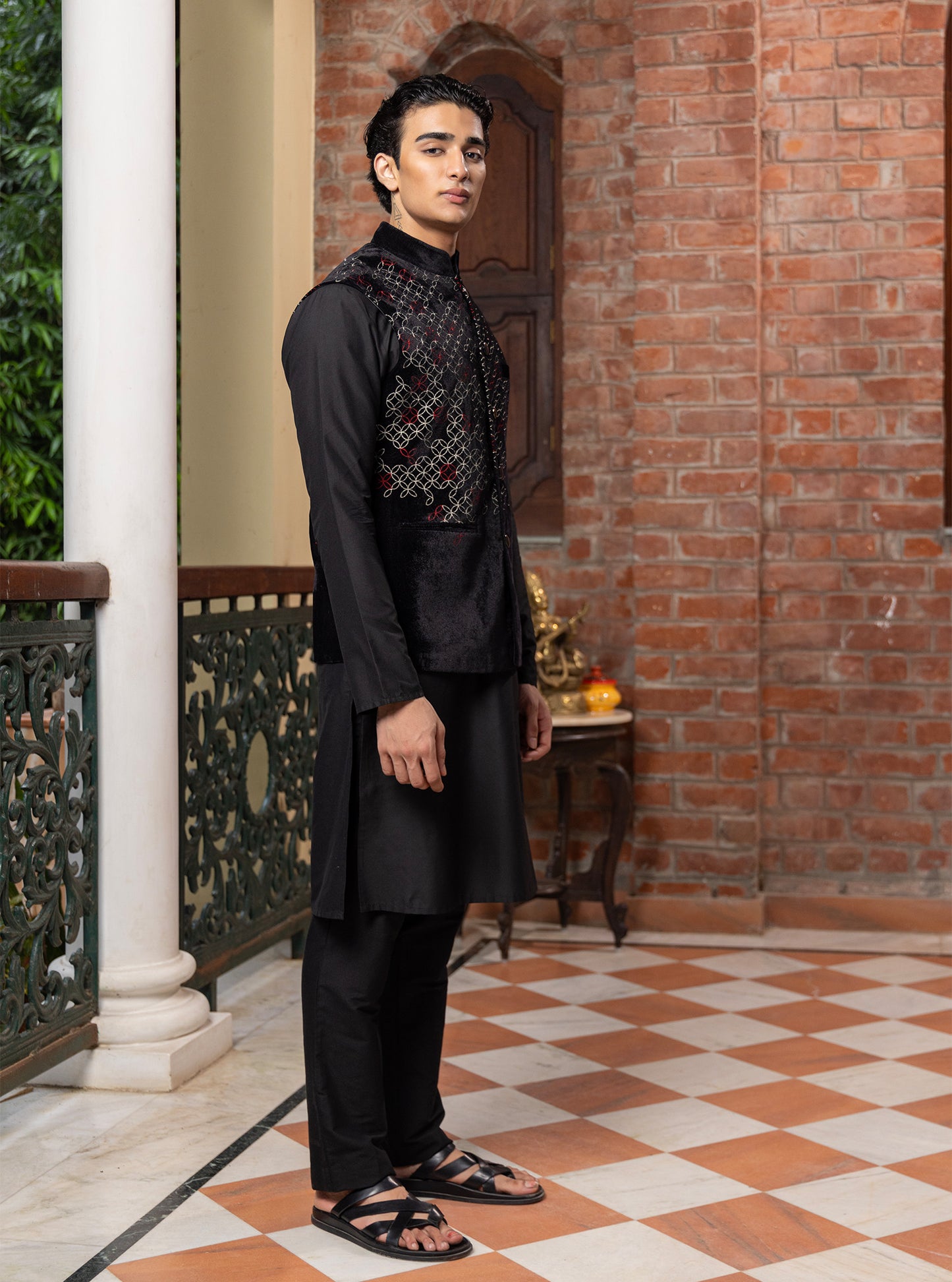 Vrisa Black Velvet Embridered Bundi Set