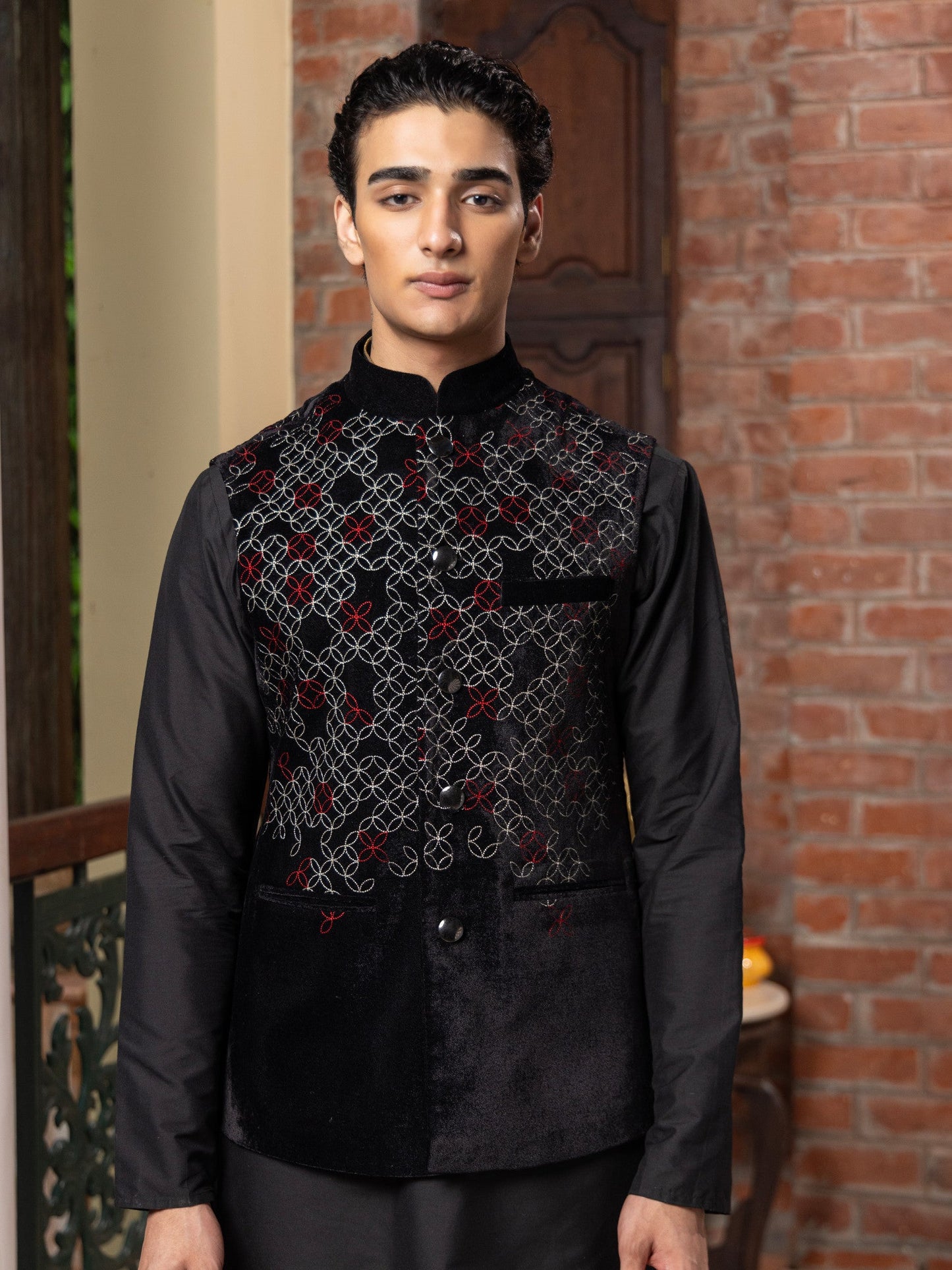 Vrisa Black Velvet Embridered Bundi Set