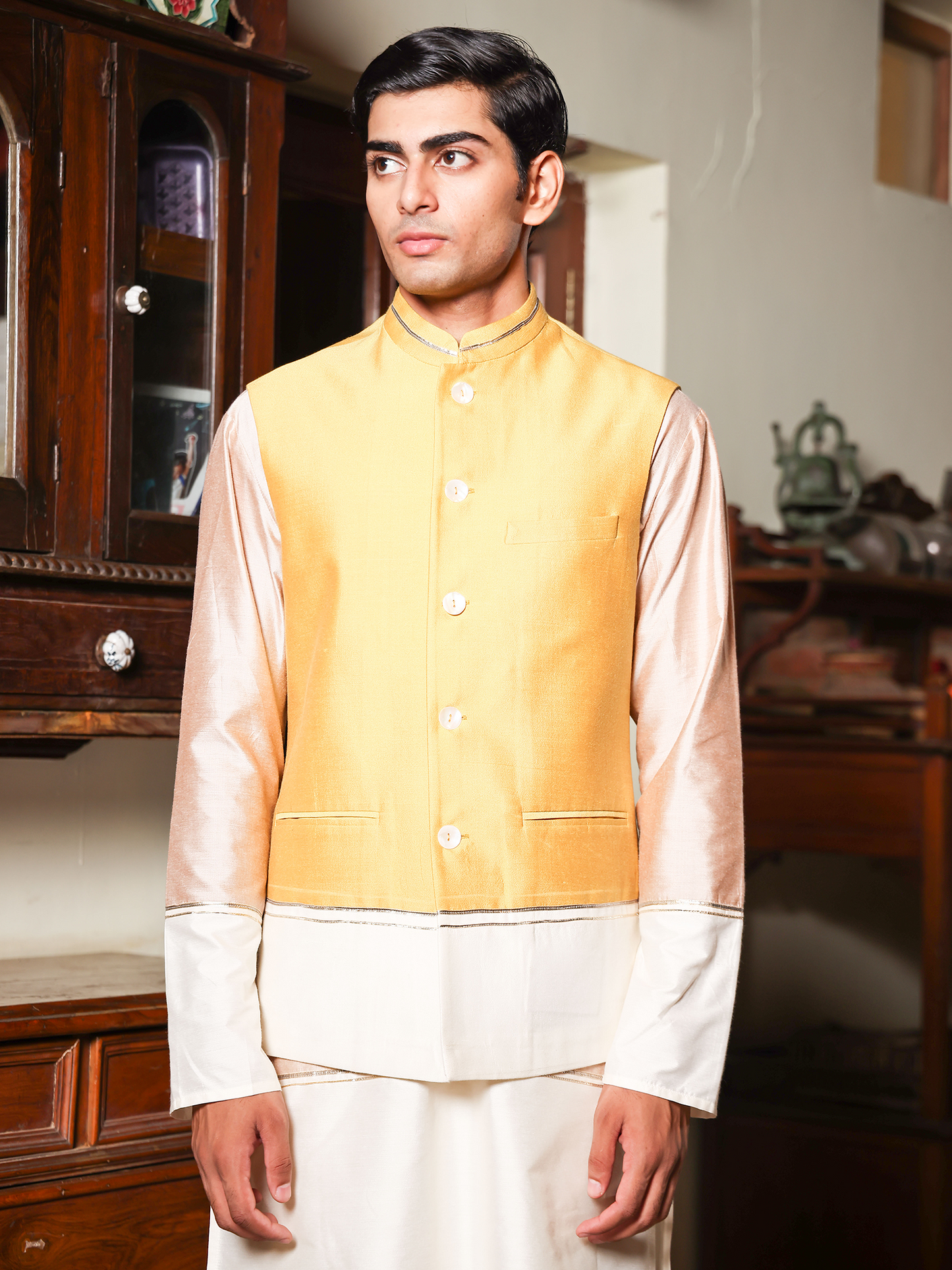 Dvijesh Yellow Katan Bundi