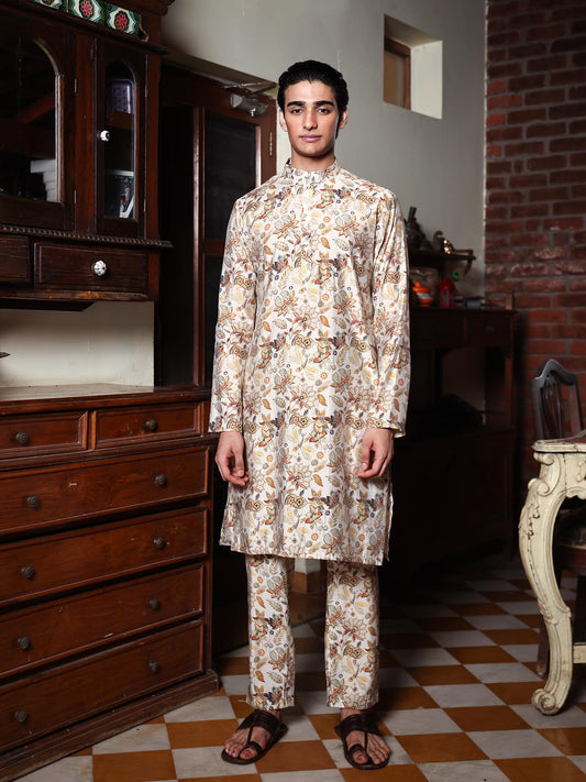 Patr
Kurta Set
Printed Kurta Set
Beige