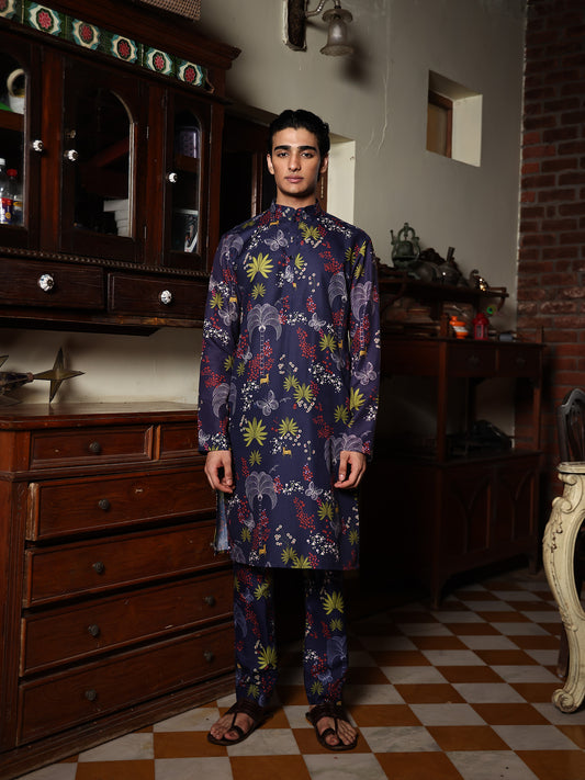 Patr
Printed
Kurta Set
Printed Kurta Set
Bue