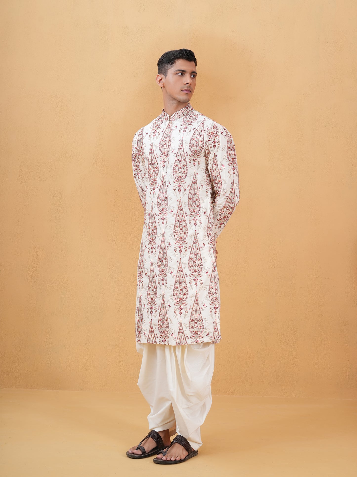 Aarvish Ivory Embroidered Katan Kurta