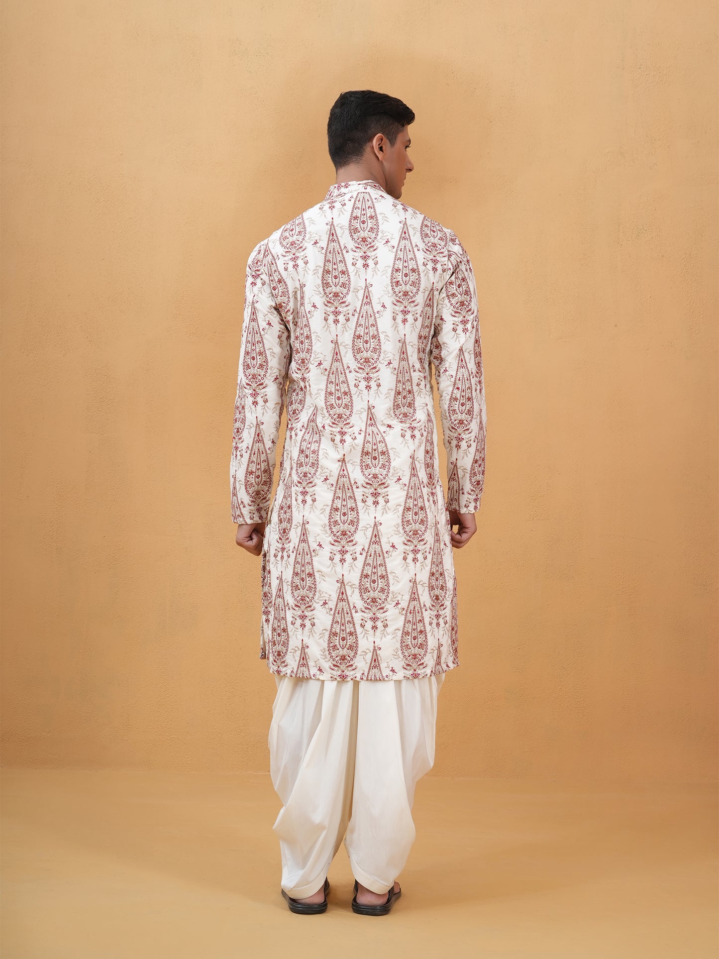 Aarvish Ivory Embroidered Katan Kurta