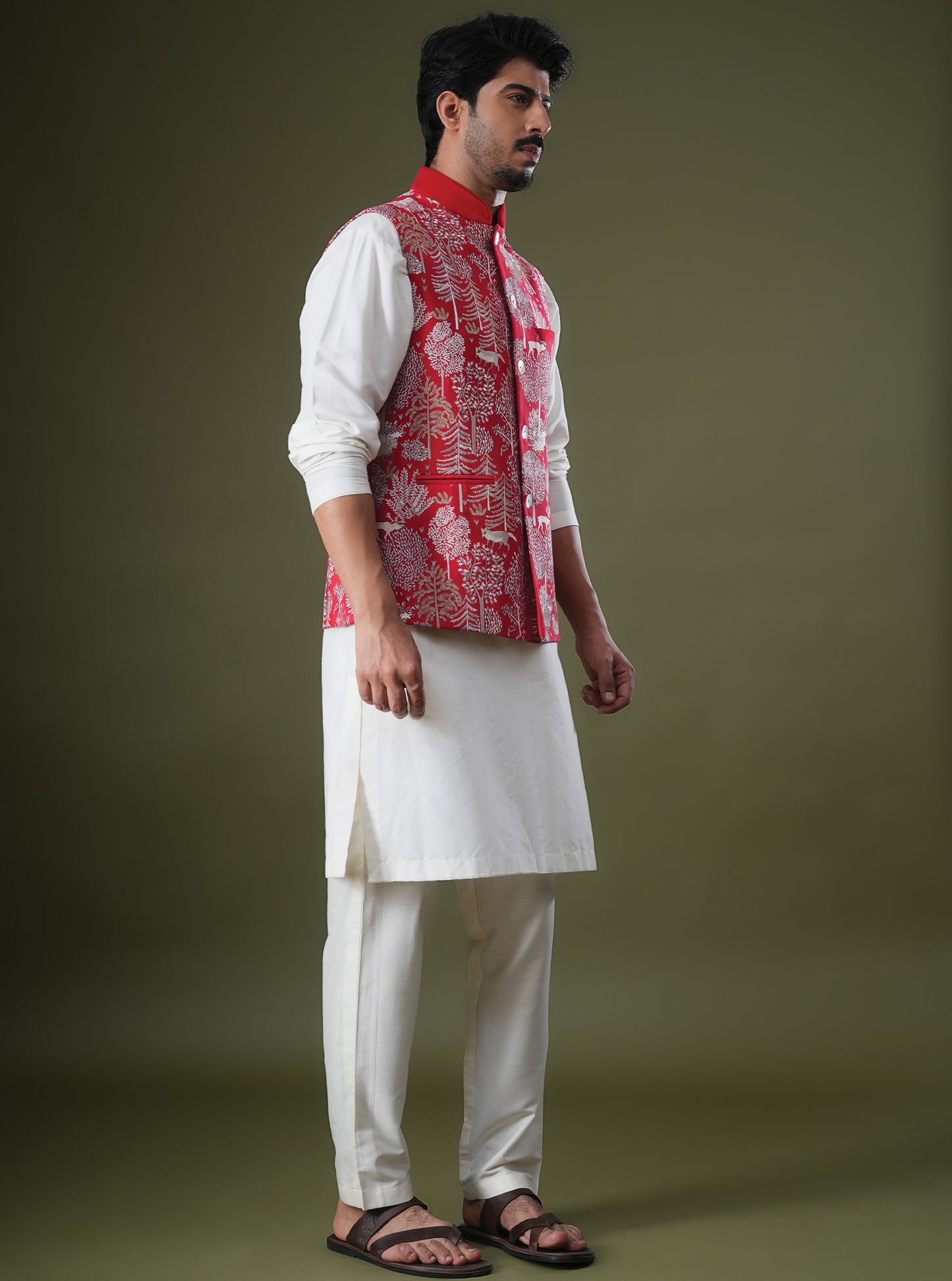 Chitran Red Embroidered Katan Bundi Set
