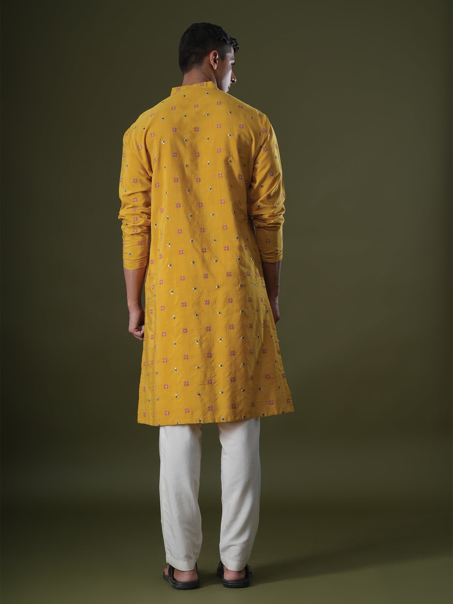 Aarvin Yellow Embroidered Katan Kurta Set