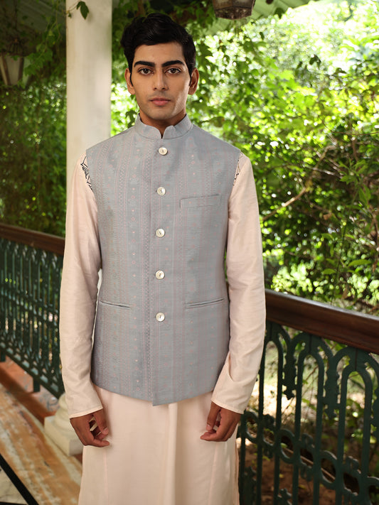 Patr
Bundi
Jacket
Light Blue
Embroidered 
Embroidered Jacket