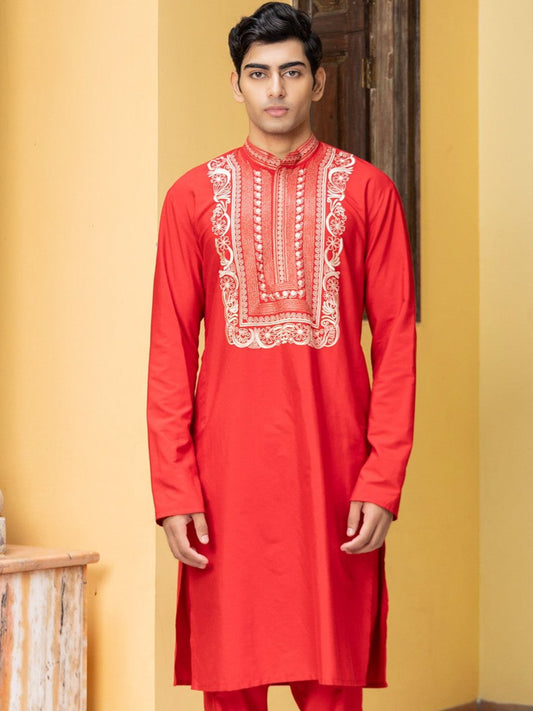 Patr
Embroidered
Kurta 
Embroidered Kurta
Red