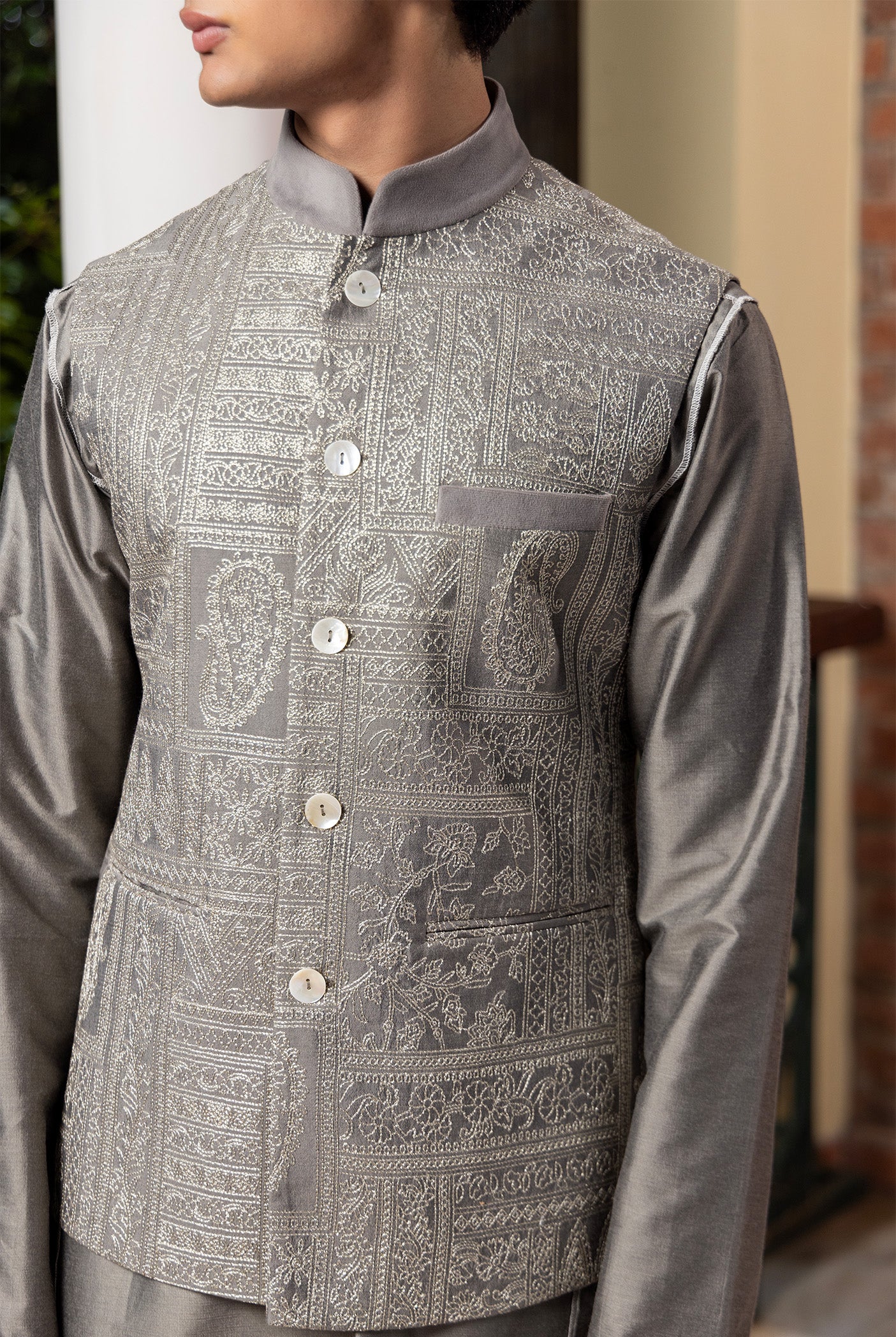 Jayanta Grey Embroidered Katan Bundi