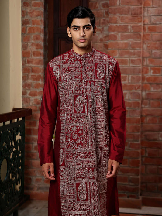 Patr
Embroidered
Kurta 
Embroidered Kurta
Wine