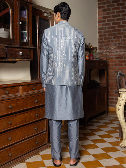 Divakara Sky Blue Embroidered Katan Bundi