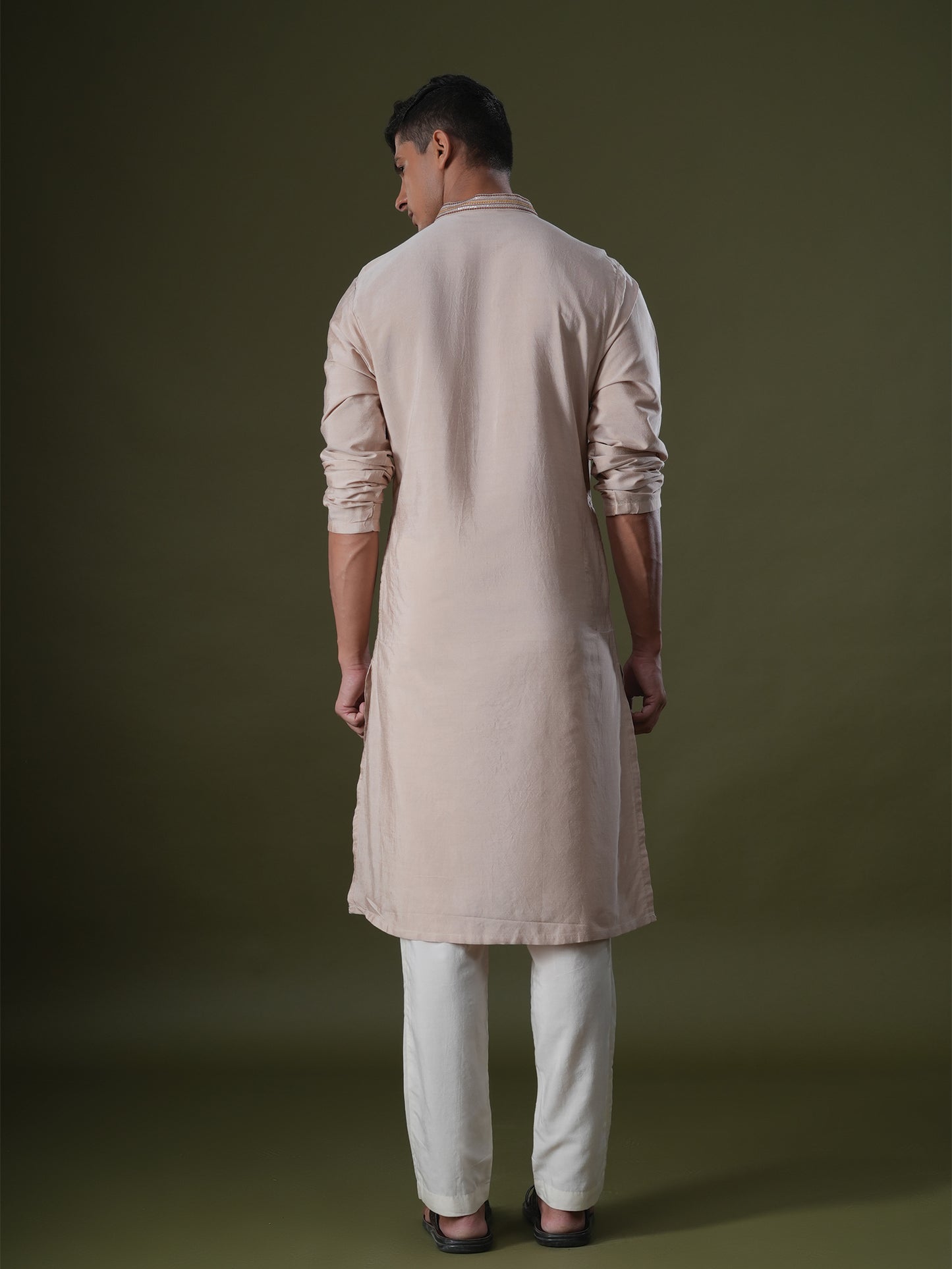 Aarnik Peach  Embroidered Katan Kurta