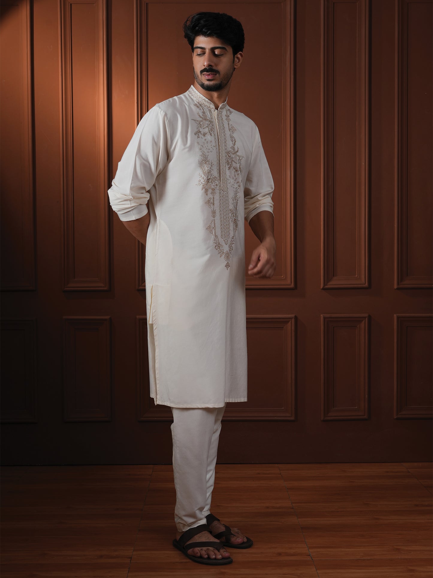 Anshul Ivory Embroidered Katan Kurta