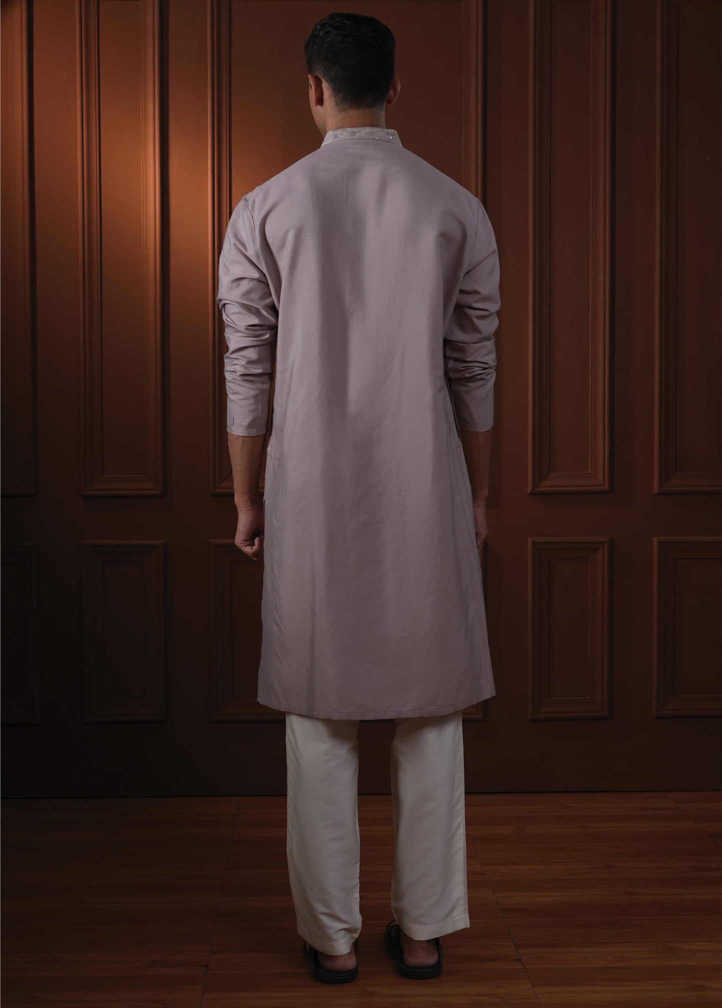 Nitigya Mauve Embroidered Katan Kurta