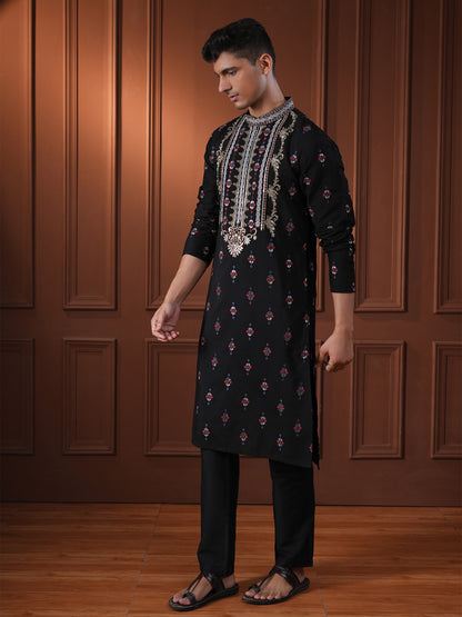 Tanvith Black Embroidered Katan Kurta