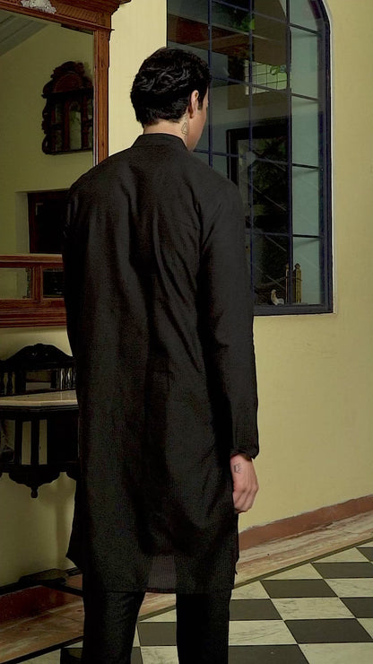 Sudarsana Black Cotton Blend Kurta Set